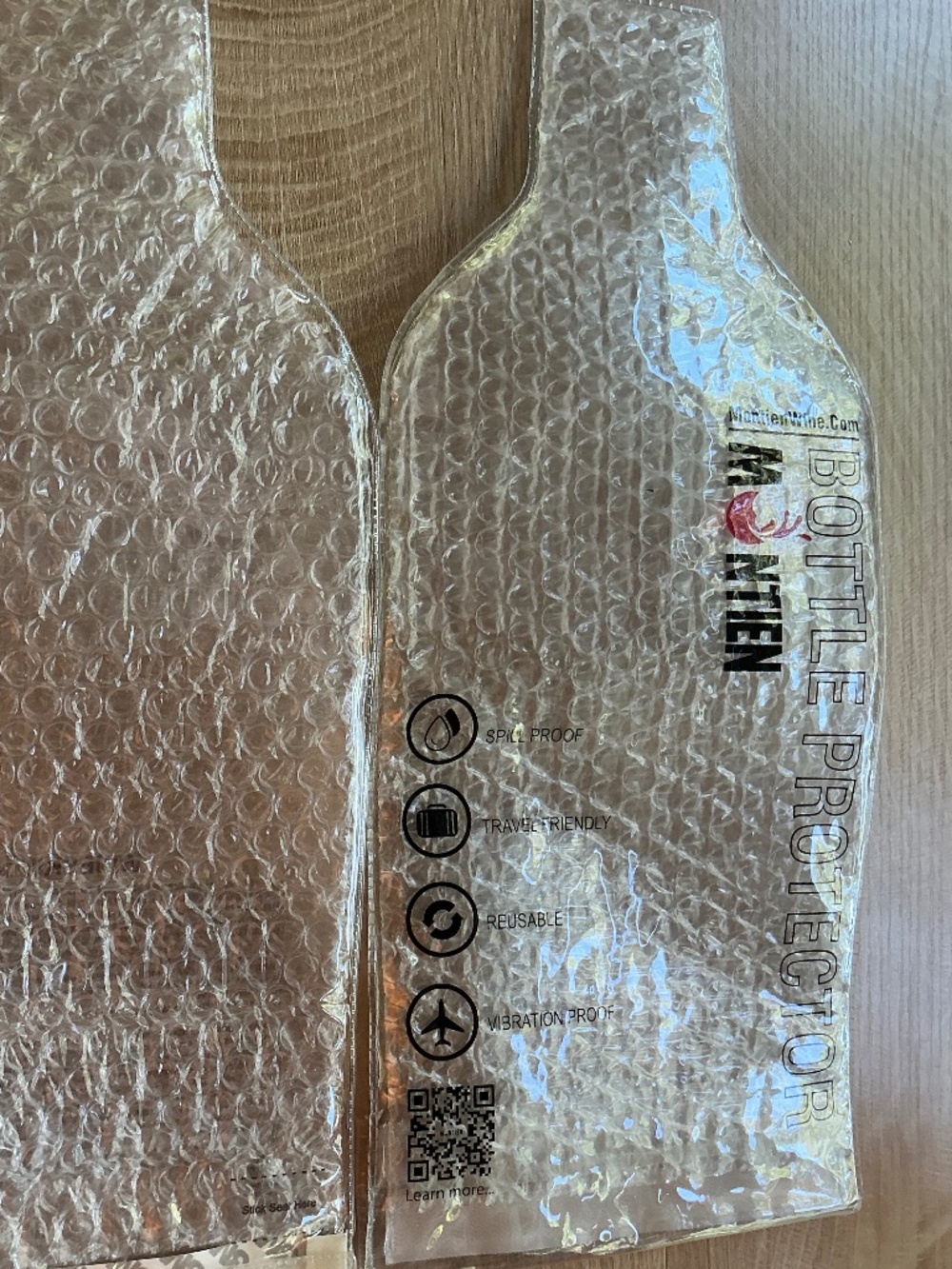 Wine travel bottle protector